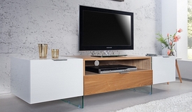 Meuble TV blanc et bois 2 portes + 1 tiroir - Varberg